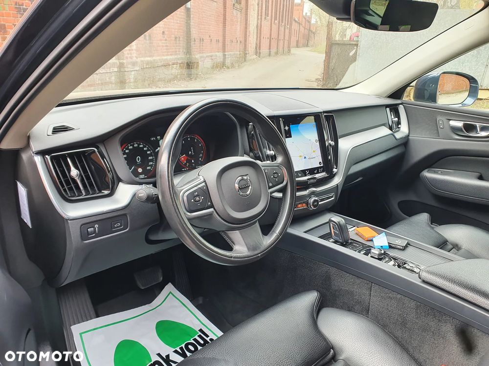 Volvo XC 60 B4 B Geartronic Momentum Pro - 12