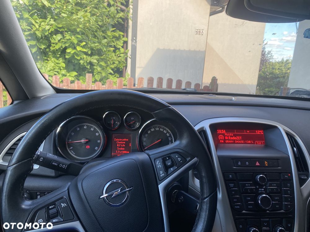 Opel Astra IV 1.4 T Cosmo - 10