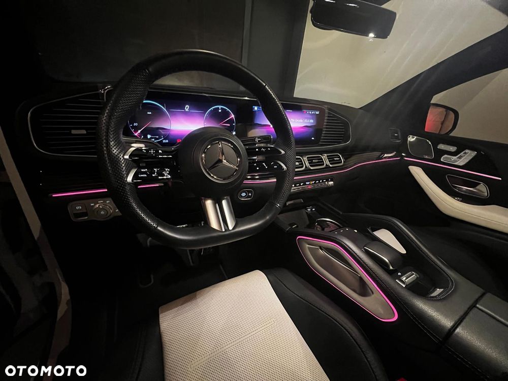 Mercedes-Benz GLE - 33