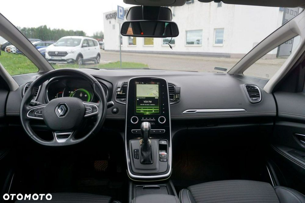 Renault Grand Scenic - 13