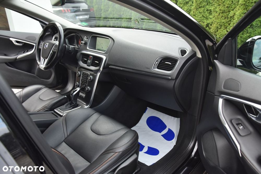 Volvo V40 Cross Country D2 Geartronic Summum - 21