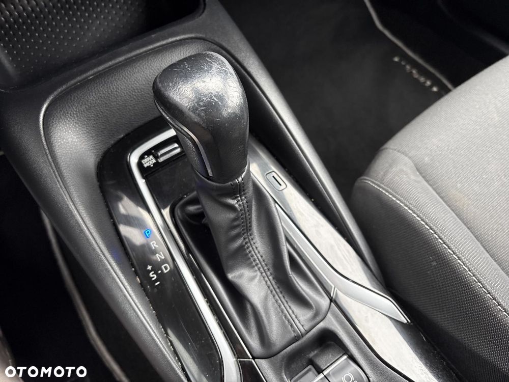 Toyota Corolla 2.0 Hybrid Comfort - 15