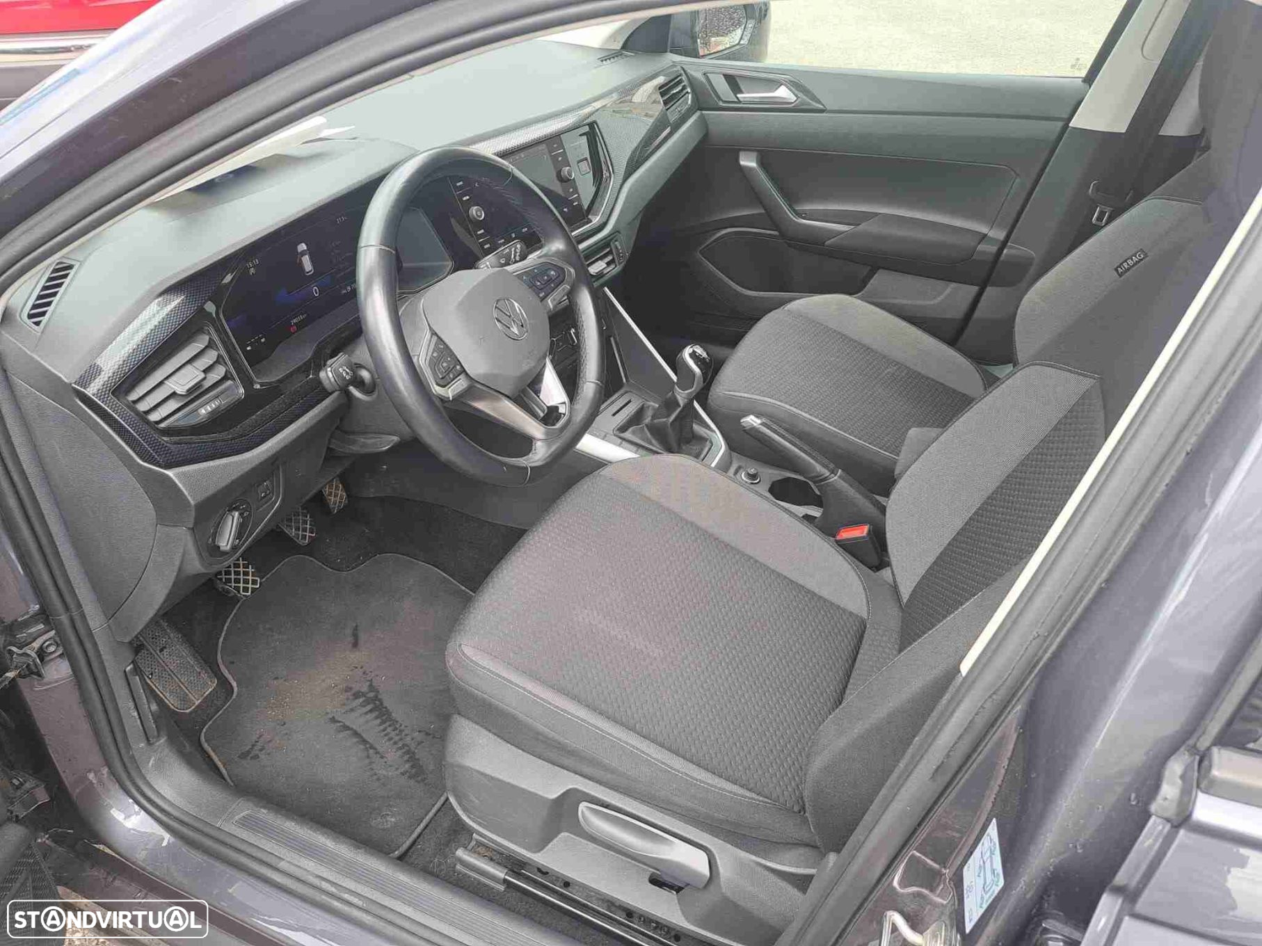 VW Polo 1.0 TSI Urban - 12