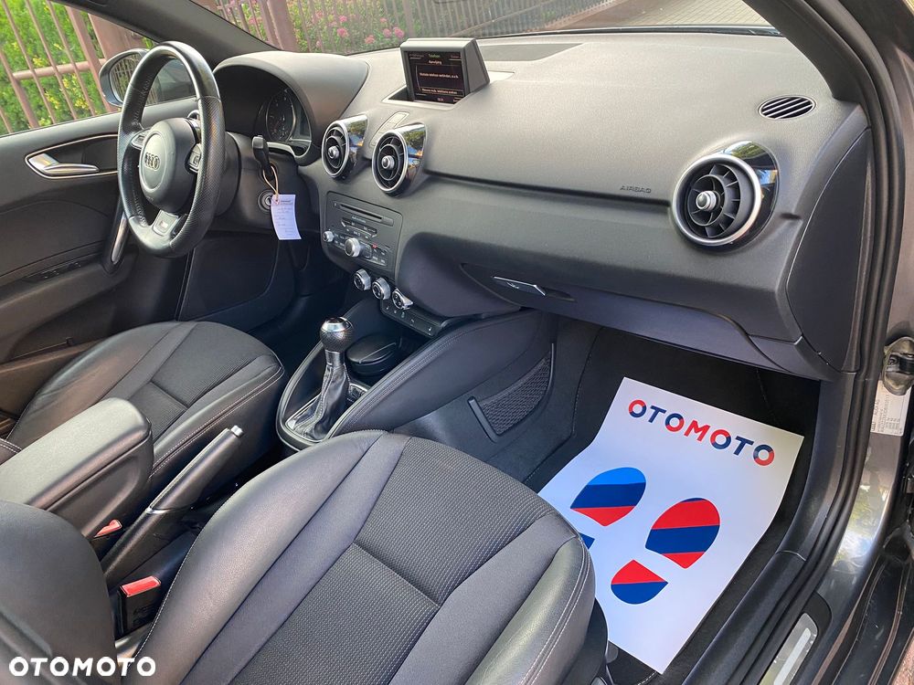 Audi A1 Sportback 1.6 TDI Attraction S tronic - 11