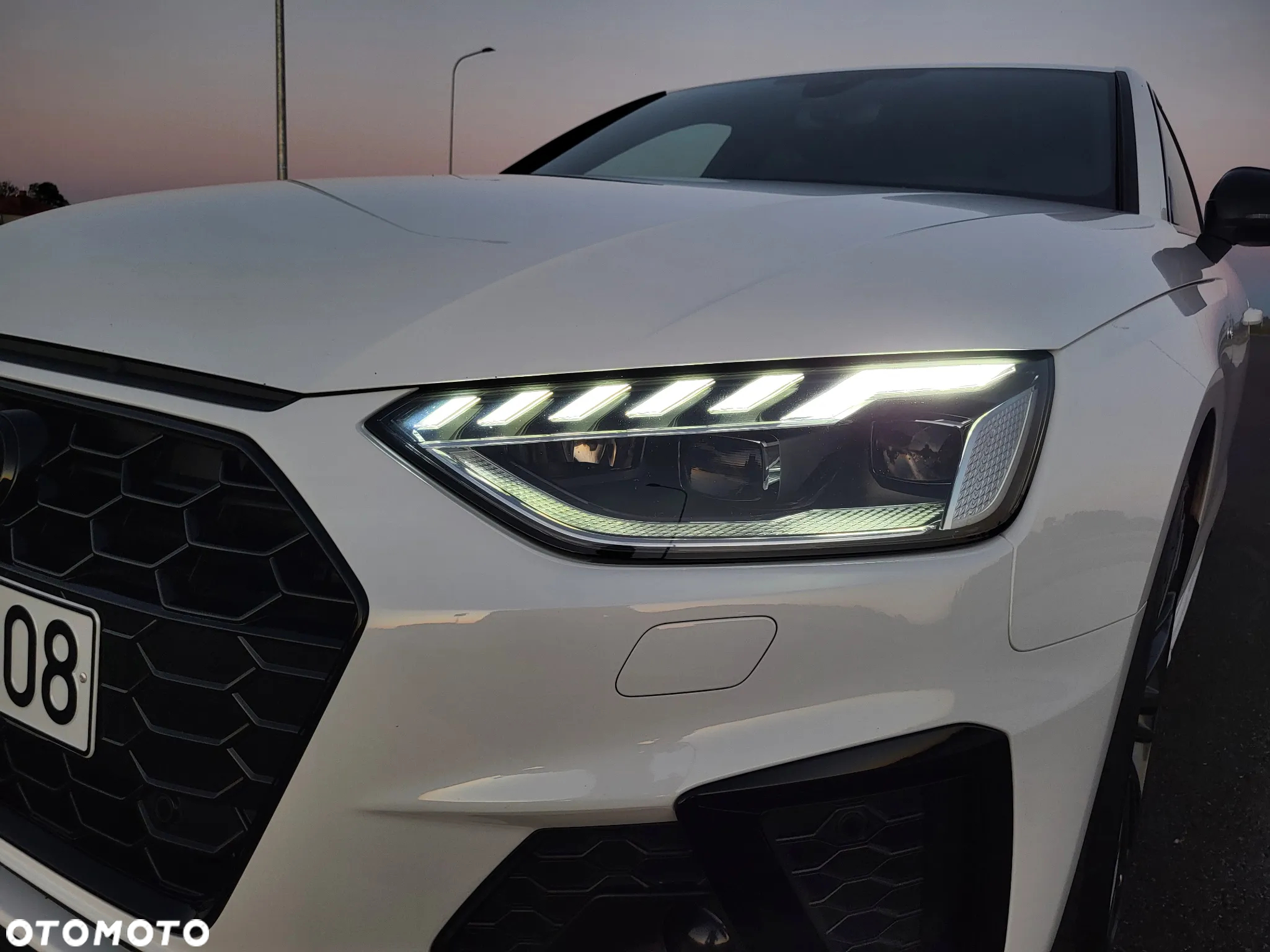 Audi A4 40 TDI S tronic S line - 20