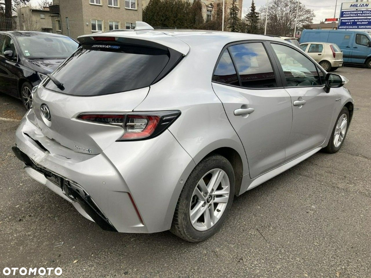 Toyota Corolla - 2