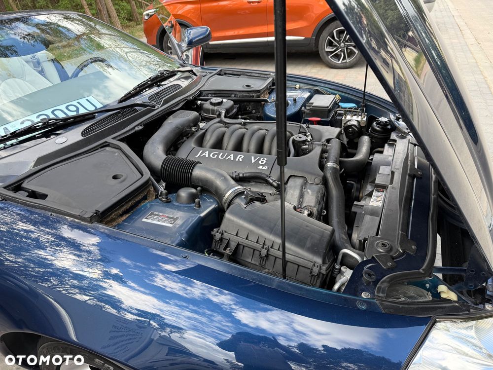 Jaguar XK8 - 34