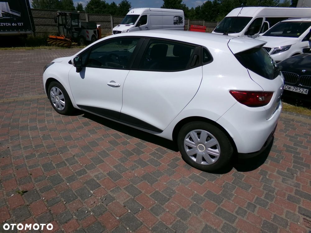 Renault Clio 1.2 16V Zen - 2