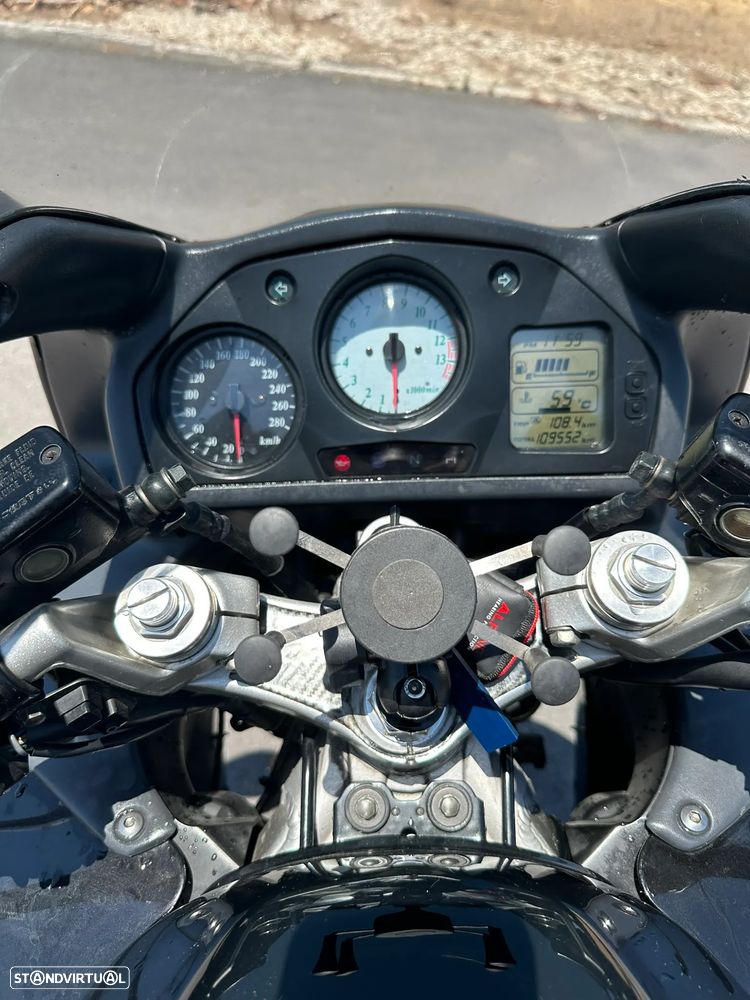 Honda VFR FI - 7
