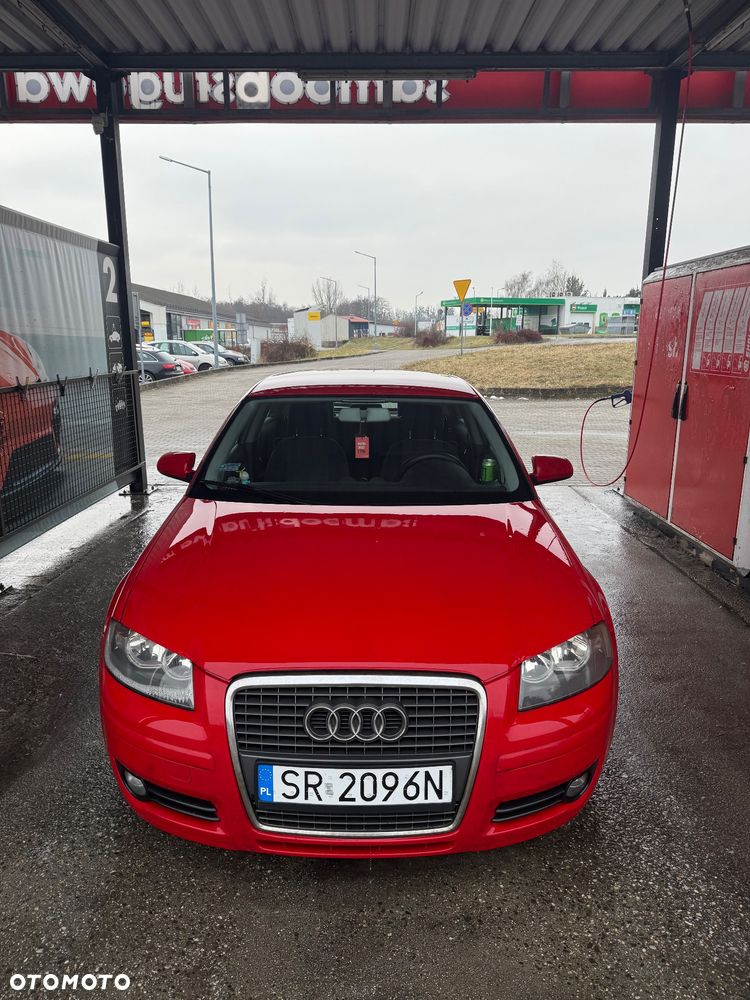 Audi A3 3-drzwiowe 1.6 Ambiente - 1