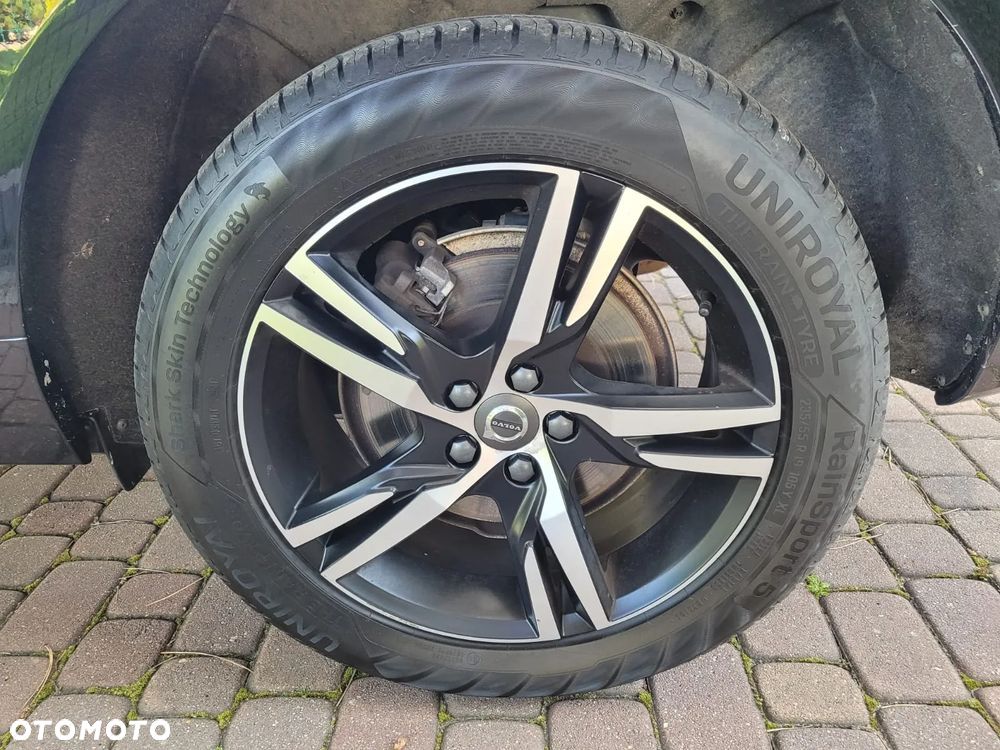 Volvo XC 60 T6 AWD Recharge Geartronic RDesign - 32