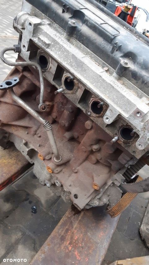 Silnik Renault 1.5DCI K9K słupek - 6