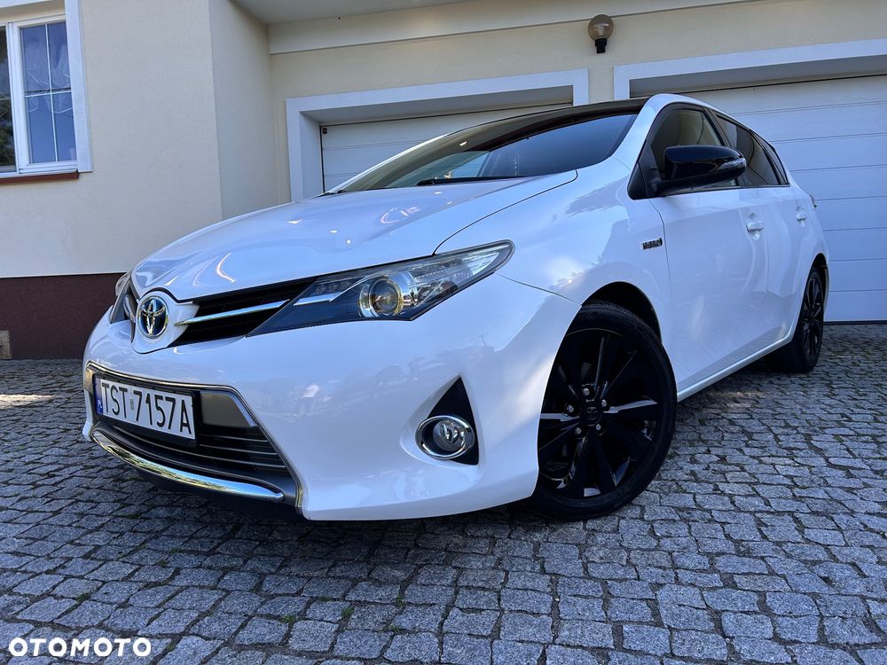 Toyota Auris - 1