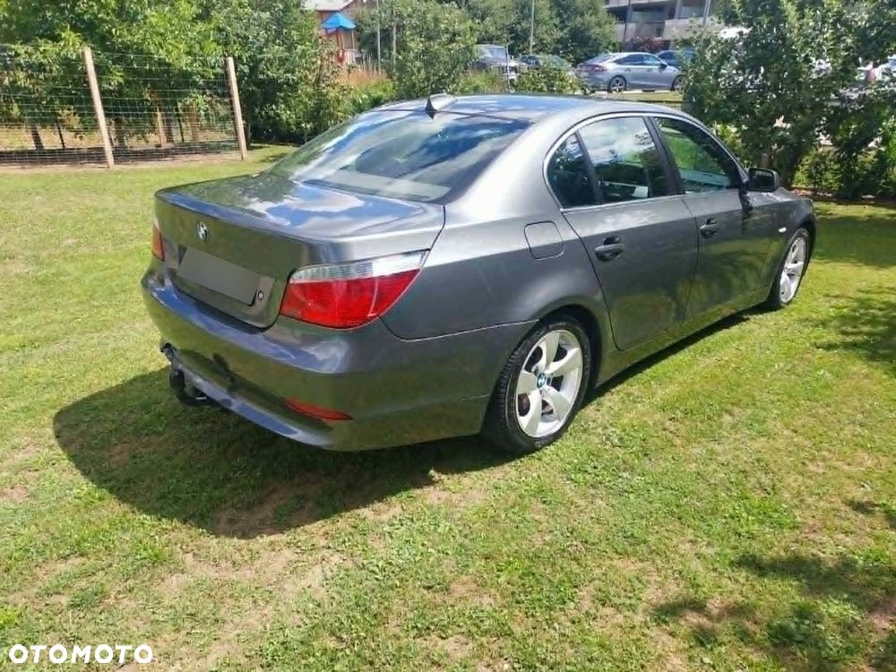 BMW Seria 5 525i - 7