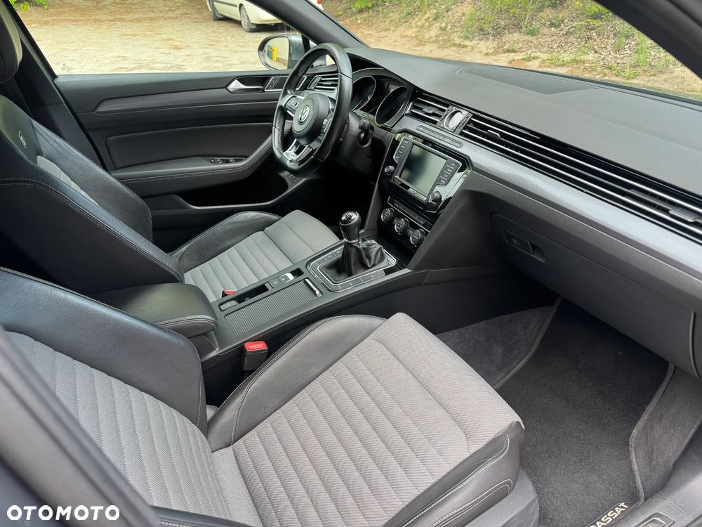 Volkswagen Passat Variant 2.0 TDI SCR (BlueMotion Technology) Highline - 21