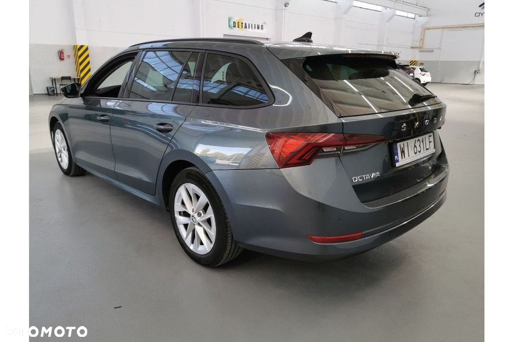 Skoda Octavia 2.0 TDI Ambition DSG - 4