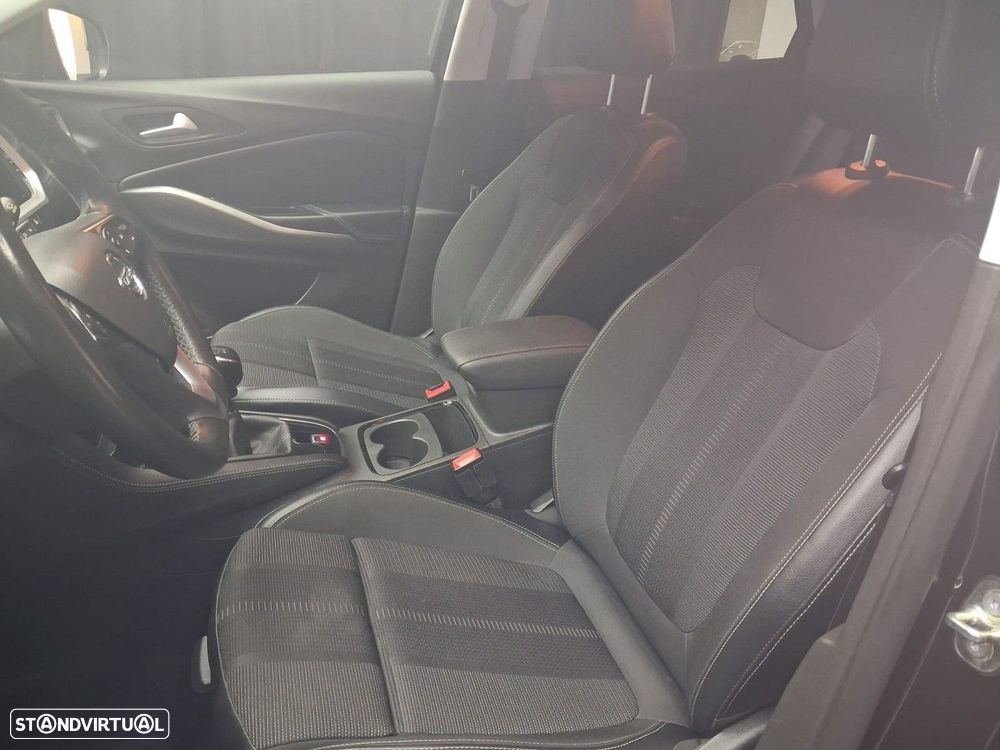 Opel Grandland X - 10