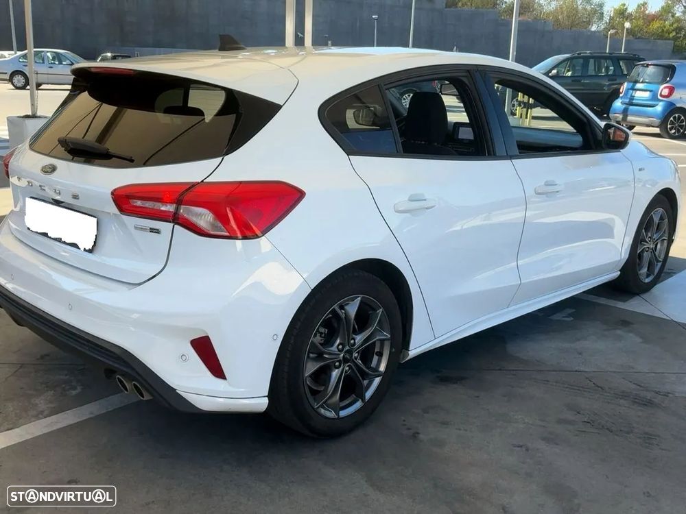 Ford Focus 1.0 EcoBoost MHEV ST-Line - 4