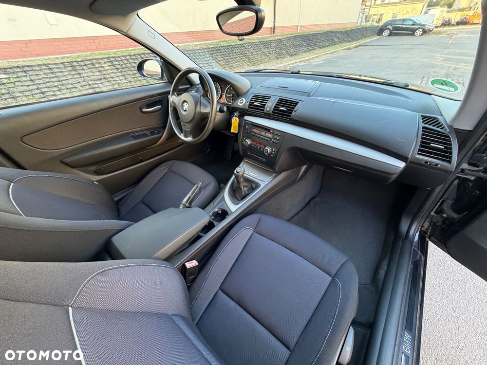 BMW Seria 1 116i - 20