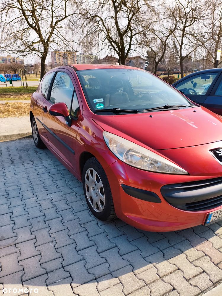Peugeot 207 - 6