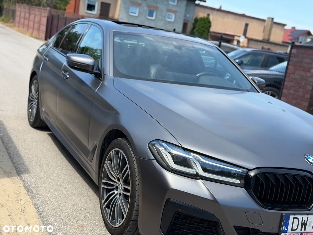 BMW Seria 5 520d xDrive MHEV M Sport sport - 38