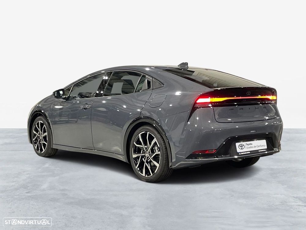 Toyota Prius - 3