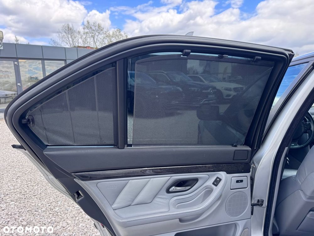BMW Seria 7 - 21