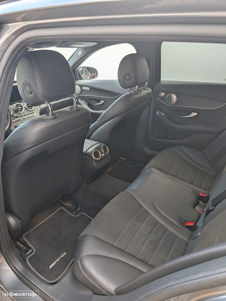 Mercedes-Benz C 300 de AMG Line - 3