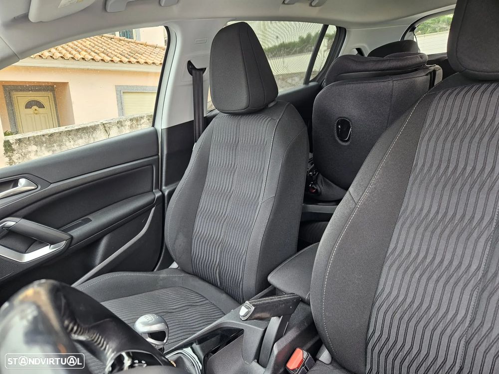 Peugeot 308 1.6 BlueHDi Allure - 4