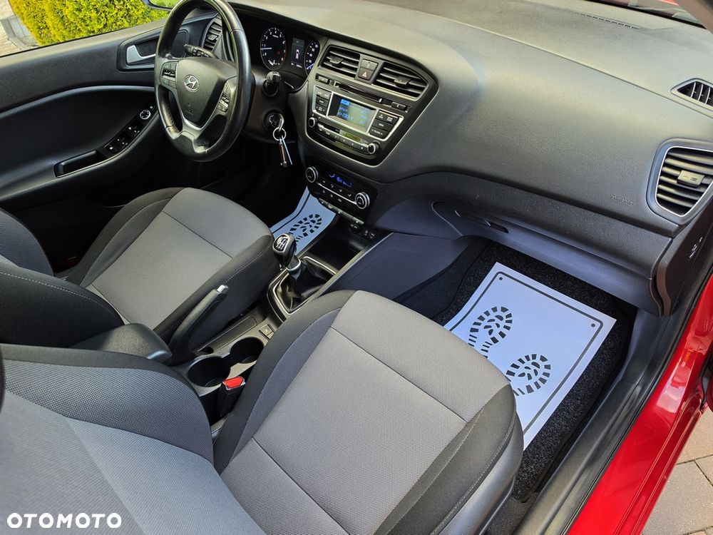 Hyundai i20 1.4 Intro Edition - 24