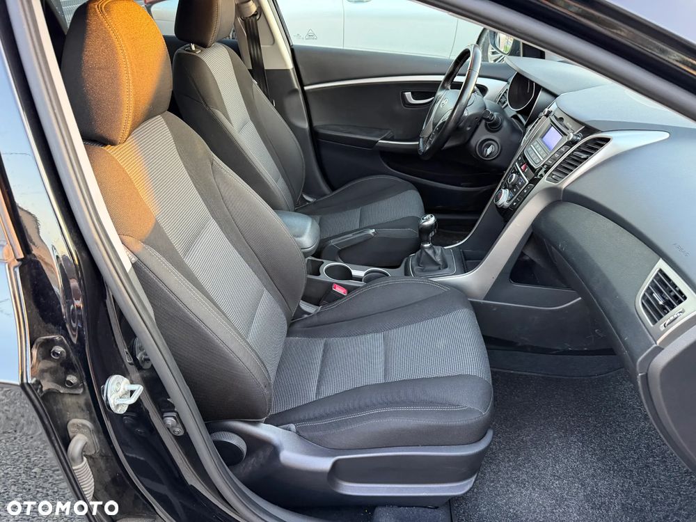 Hyundai i30 1.4 Fifa World Cup Edition - 29