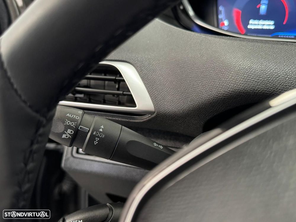 Peugeot 3008 1.5 BlueHDi Allure - 20