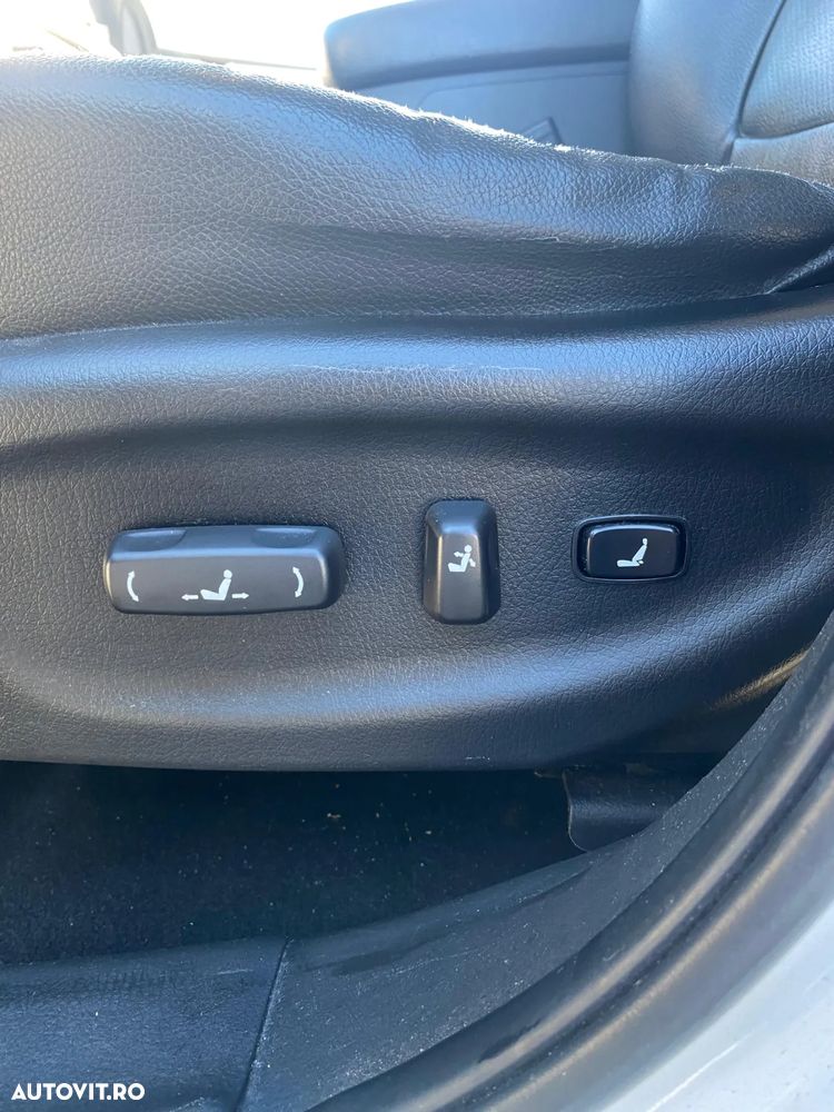 Kia Sorento 2.2 DSL 4x4 Aut. Executive - 22