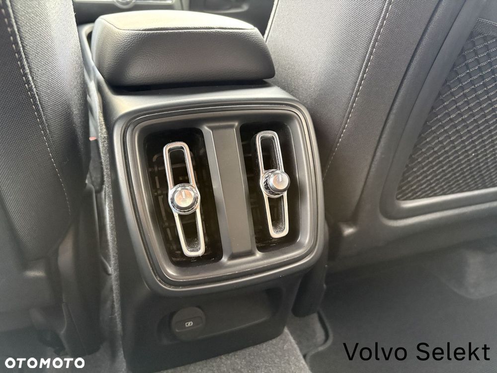 Volvo XC 40 - 19
