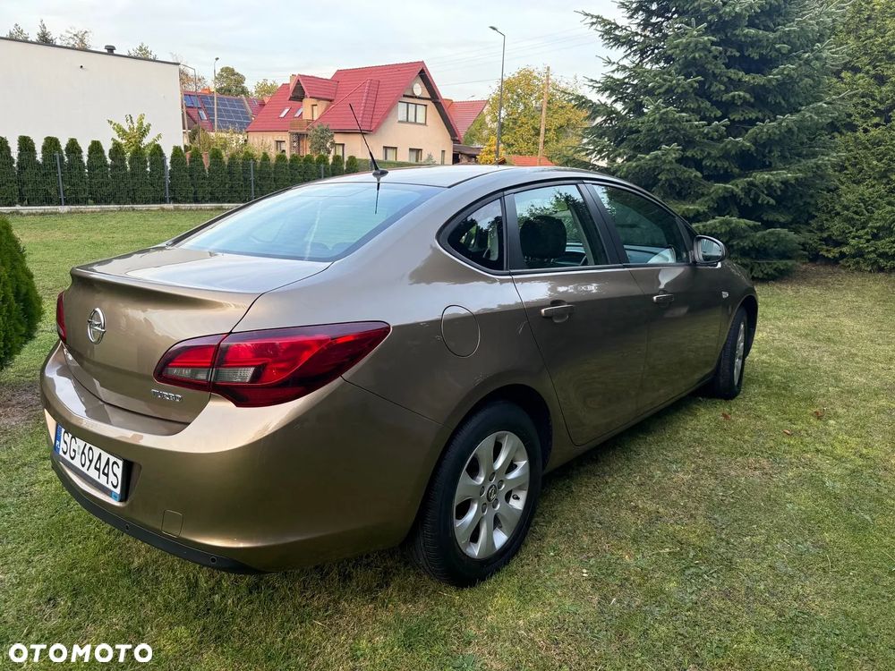Opel Astra - 6