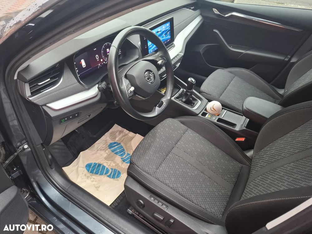 Skoda Octavia Combi 2.0 TDI 115 CP Selection - 8