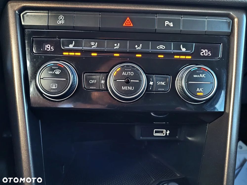 Volkswagen T-Roc 1.5 TSI OPF Life - 21