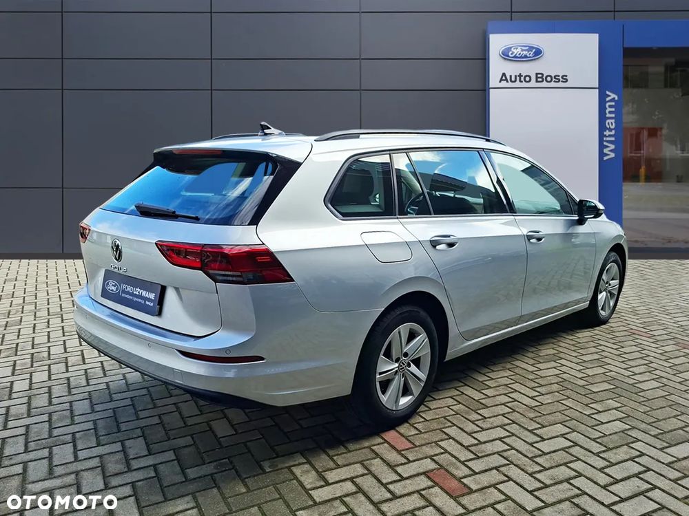 Volkswagen Golf VIII 2.0 TDI Life Plus - 5