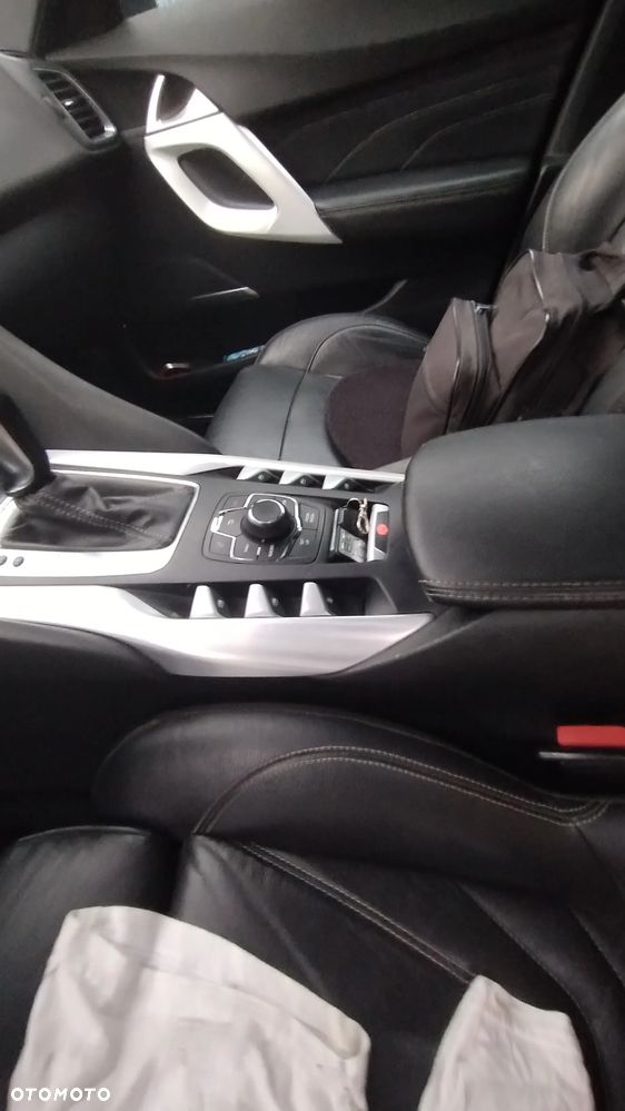 Citroën DS5 HDi 165 SoChic - 11