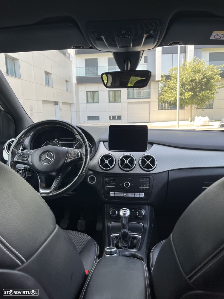 Mercedes-Benz B 180 CDI Urban - 32