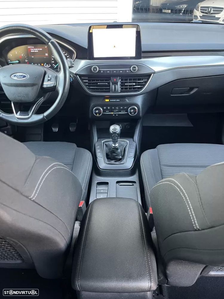Ford Focus SW 1.5 EcoBlue S&S TITANIUM DESIGN - 51