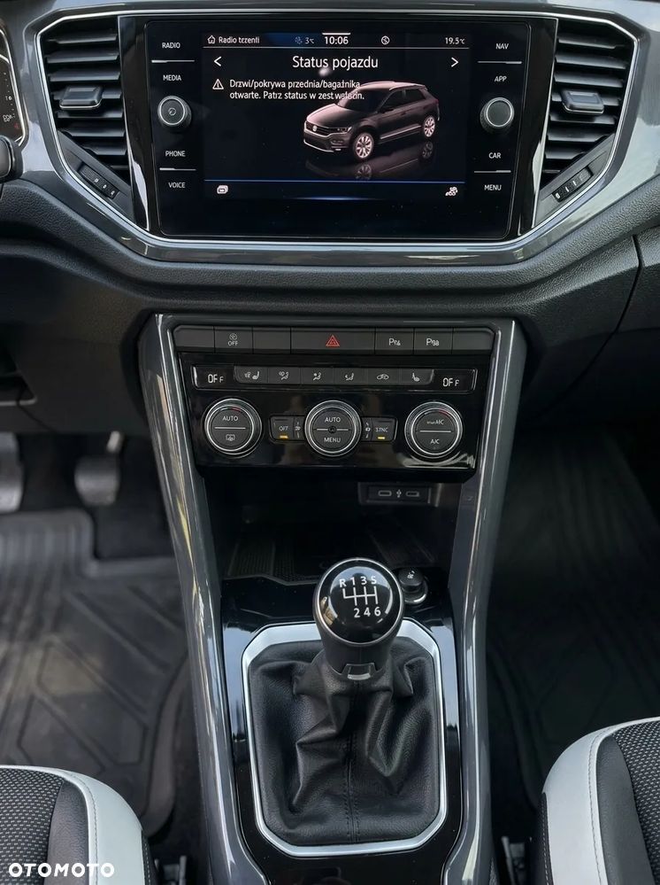 Volkswagen T-Roc - 8