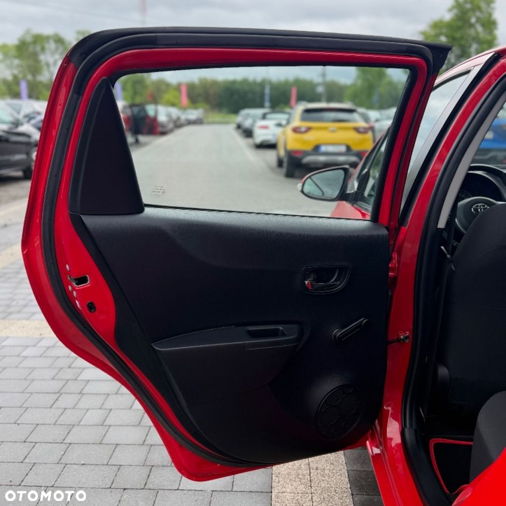 Toyota Yaris 1.33 Selection Platinum - 25