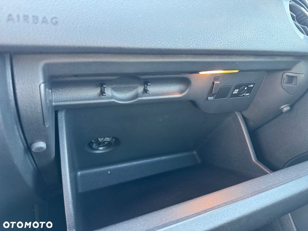 Volkswagen Tiguan - 21