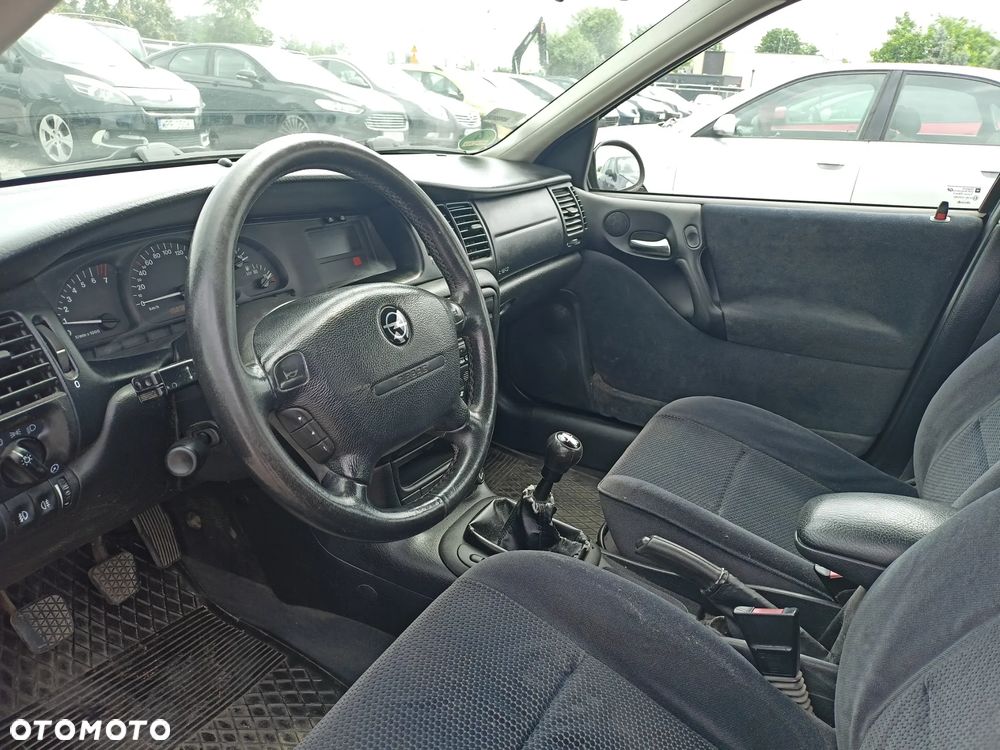 Opel Vectra - 7