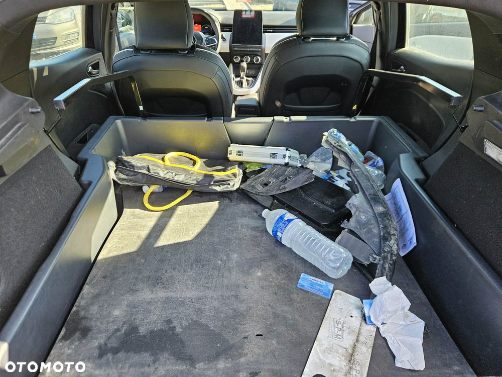 Renault Clio E-TECH 140 EXPERIENCE - 25