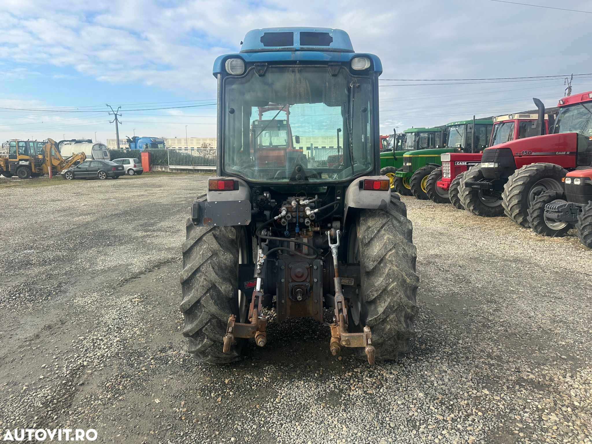 New Holland TN90F - 4