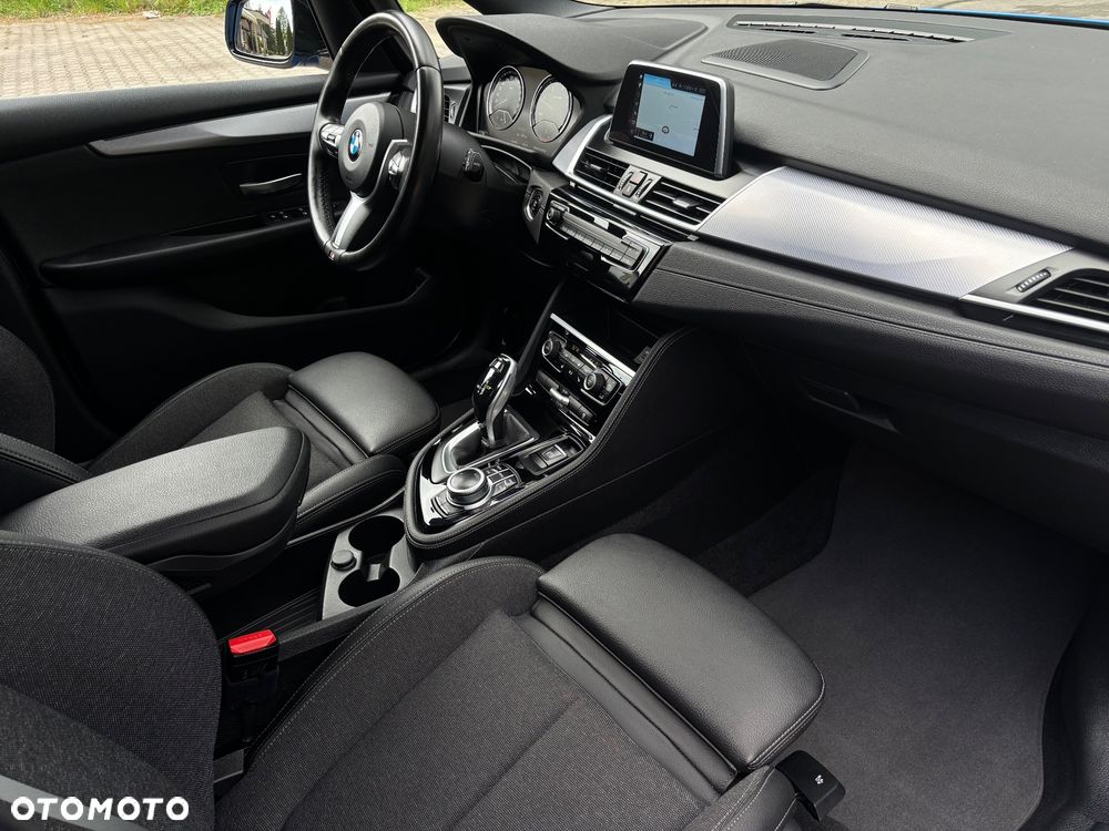 BMW Seria 2 220d xDrive Sport-Aut M Sport - 6