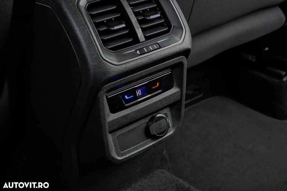 Volkswagen Tiguan 2.0 TDI SCR DSG URBAN SPORT - 32