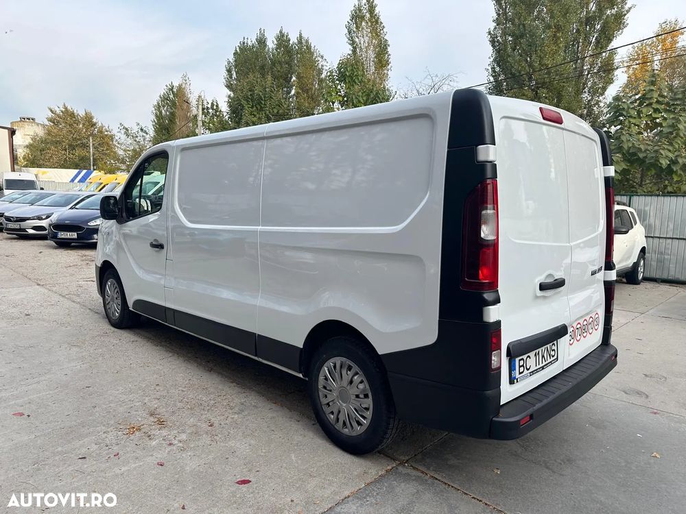 Renault Trafic - 8